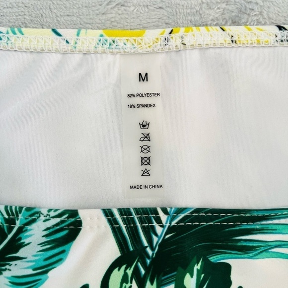 Floral Print Medium High Waisted Bikini Bottom Full Coverage NWOT - Picture 5 of 5